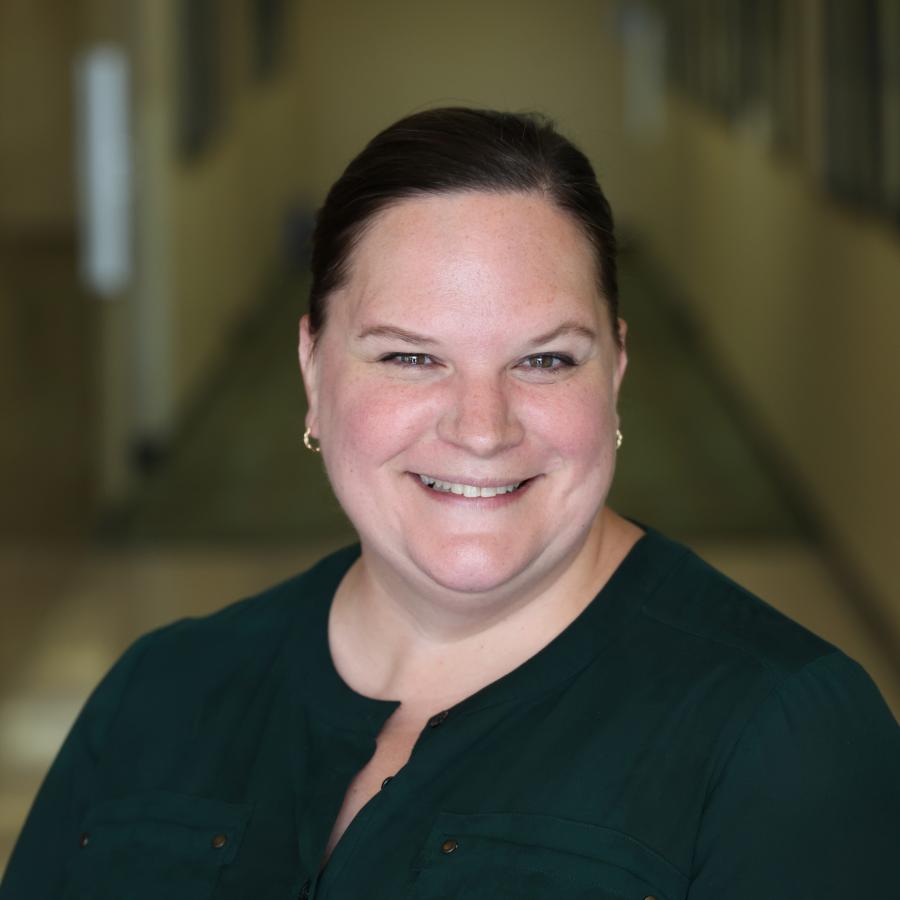 Dr. Heather Deal, headshot