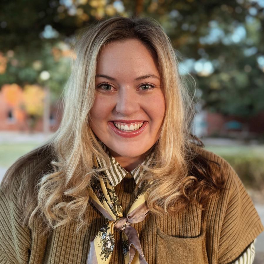 headshot of Megan Sturdivant